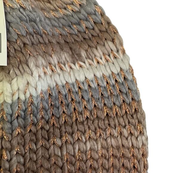 NWT Copper Metallic Striped With Faux Fur Pom Pom Beanie - Picture 2 of 8